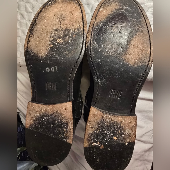 EUC Frye Phillip Harness Boots size 9 - Picture 7 of 8